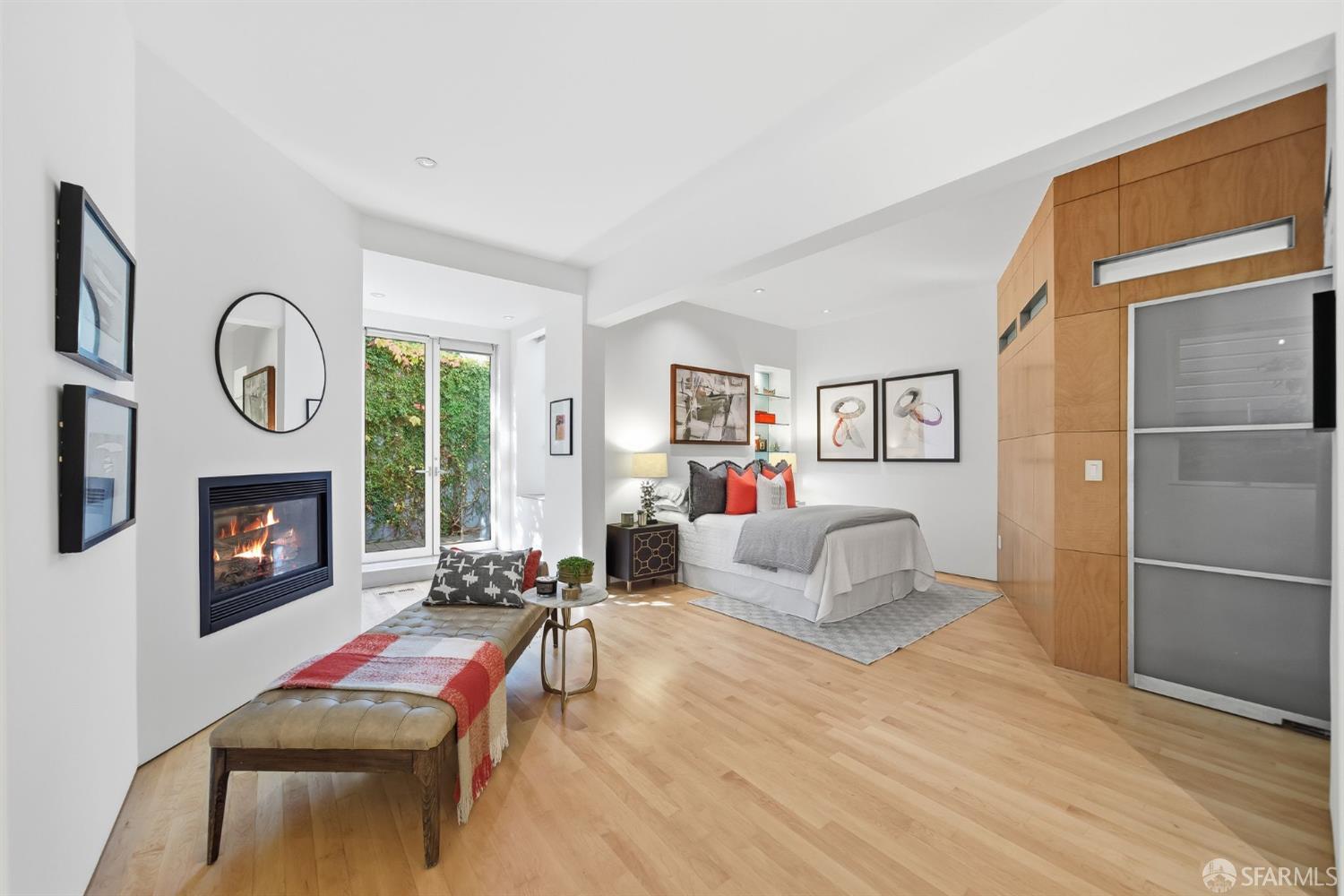 Detail Gallery Image 20 of 39 For 1031 Dolores St, San Francisco,  CA 94110 - 1 Beds | 1/1 Baths