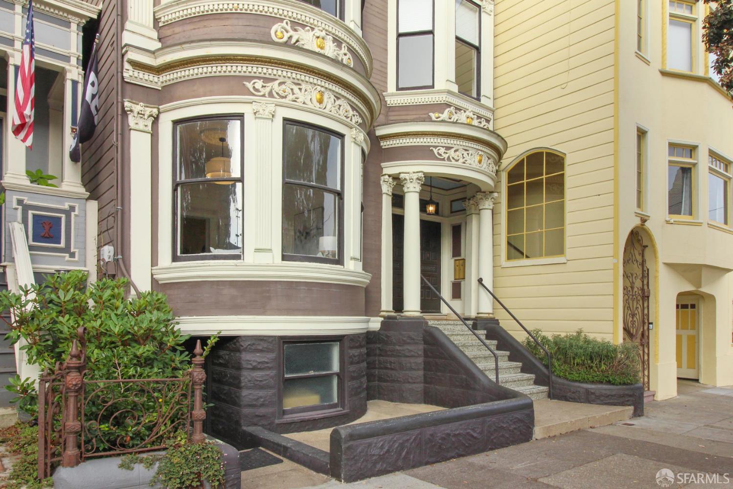Photo #2: 425082600 Listing: Photo #2