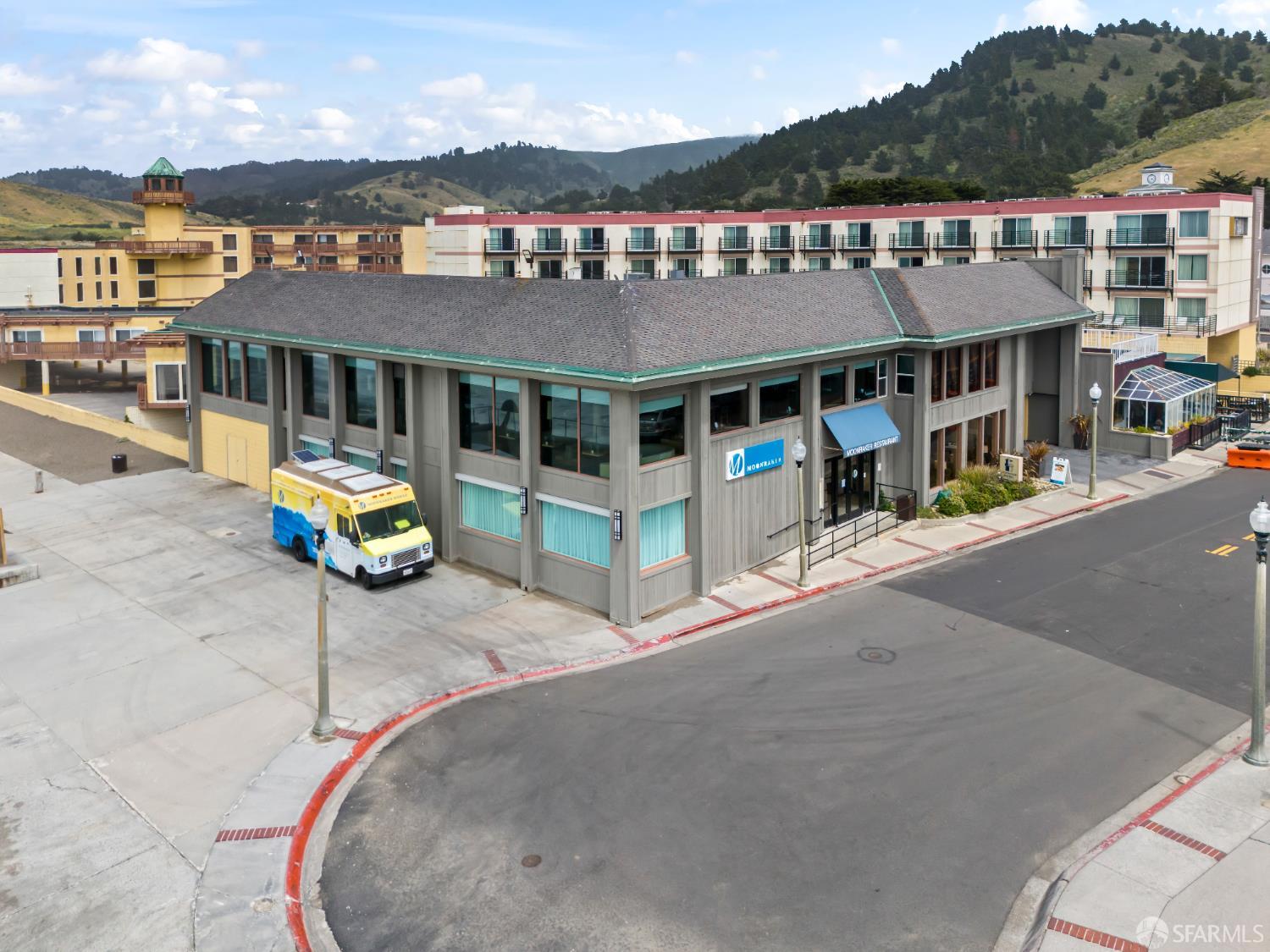 Detail Gallery Image 63 of 88 For 656 Forest Lake Dr, Pacifica,  CA 94044 - 3 Beds | 2/1 Baths