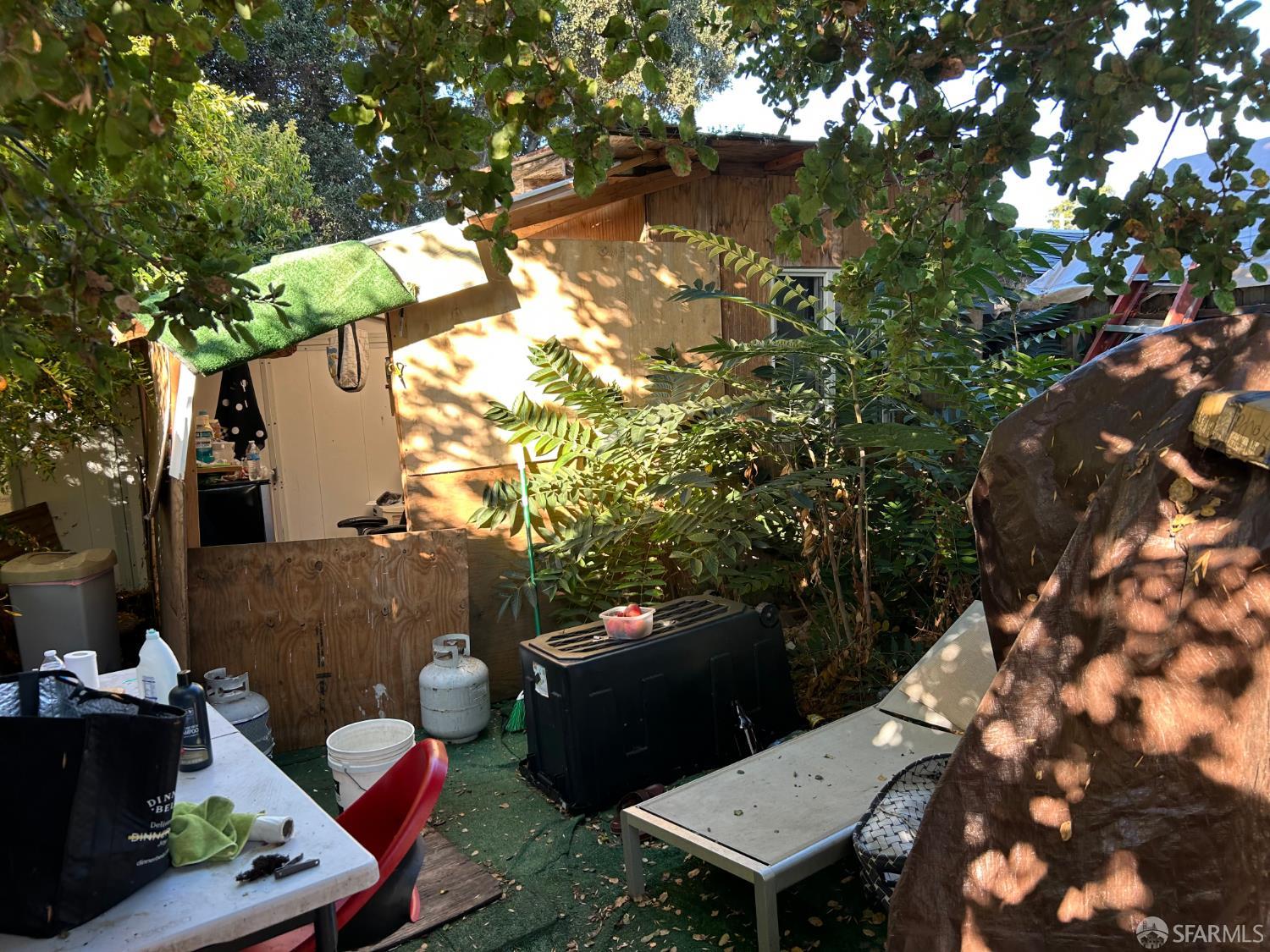 Detail Gallery Image 14 of 25 For 1024 Laurel Ave, East Palo Alto,  CA 94303 - 2 Beds | 1 Baths