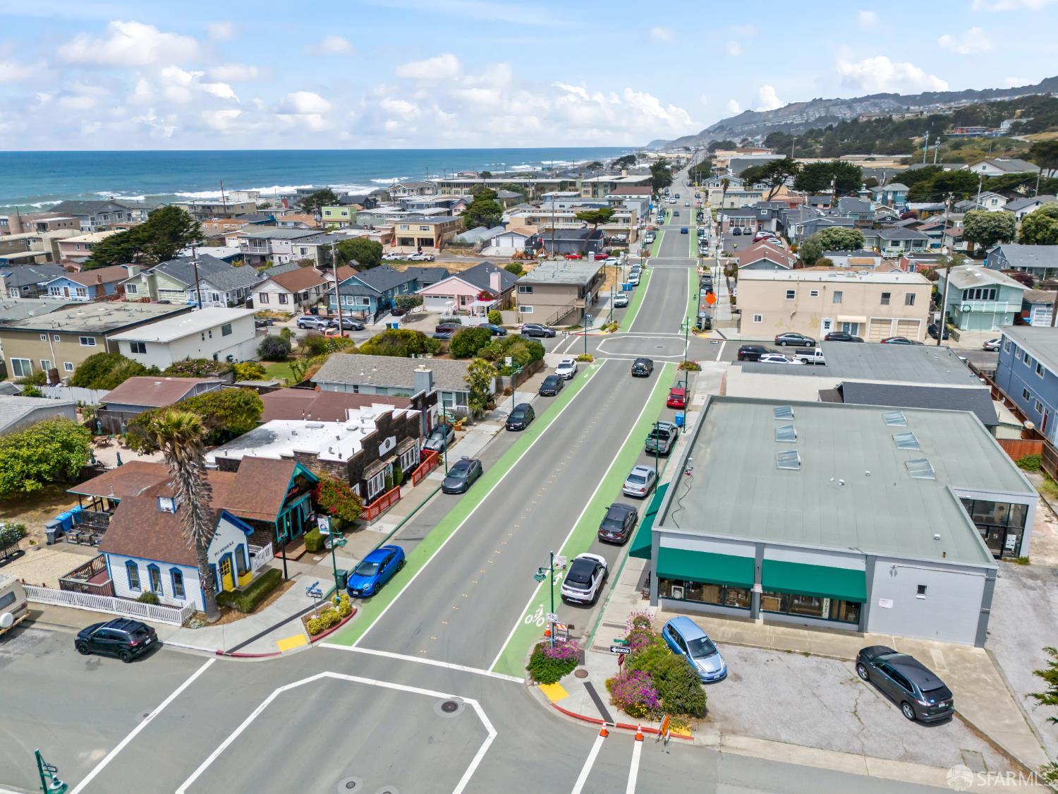 Detail Gallery Image 71 of 88 For 656 Forest Lake Dr, Pacifica,  CA 94044 - 3 Beds | 2/1 Baths