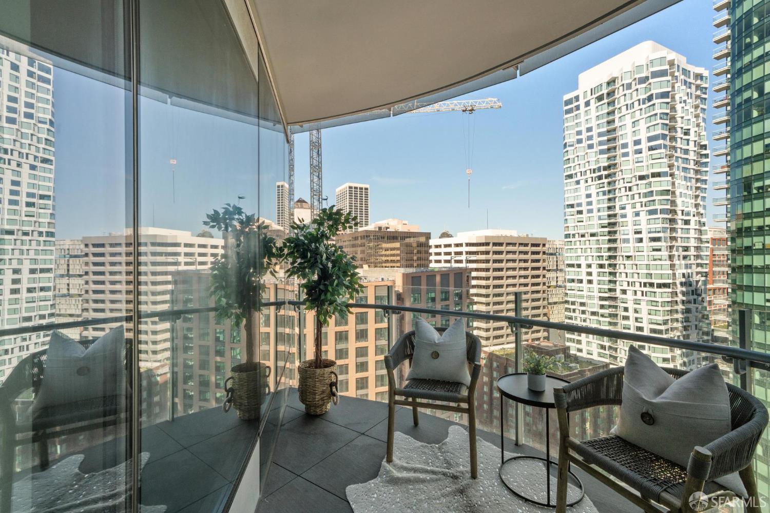 Detail Gallery Image 30 of 52 For 201 Folsom St 20e,  San Francisco,  CA 94105 - 2 Beds | 2 Baths