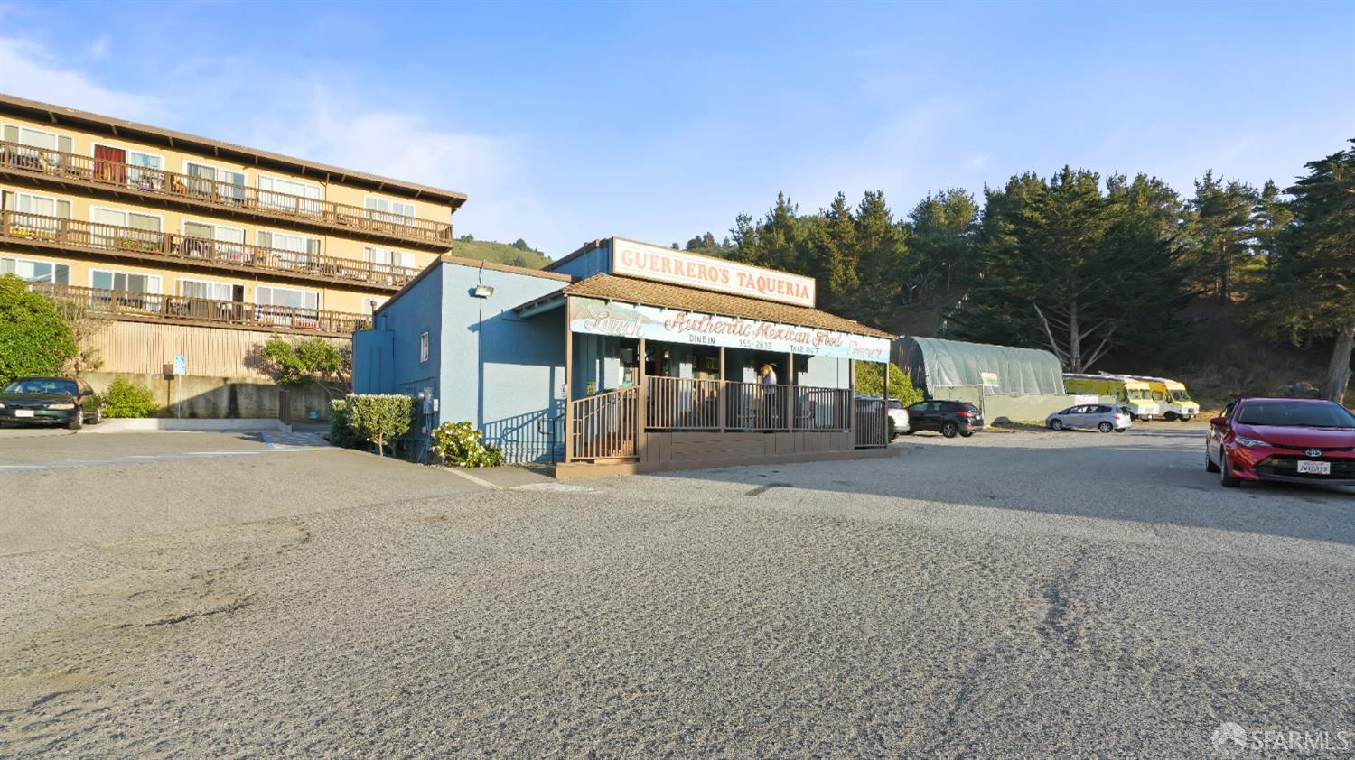 Detail Gallery Image 44 of 88 For 656 Forest Lake Dr, Pacifica,  CA 94044 - 3 Beds | 2/1 Baths