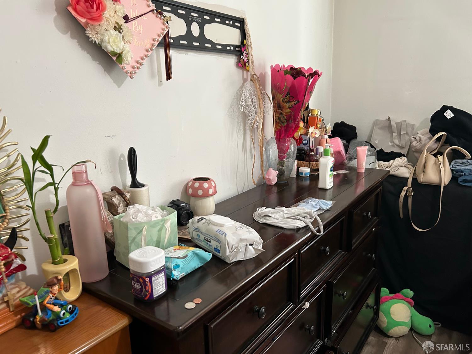 Detail Gallery Image 22 of 25 For 1024 Laurel Ave, East Palo Alto,  CA 94303 - 2 Beds | 1 Baths