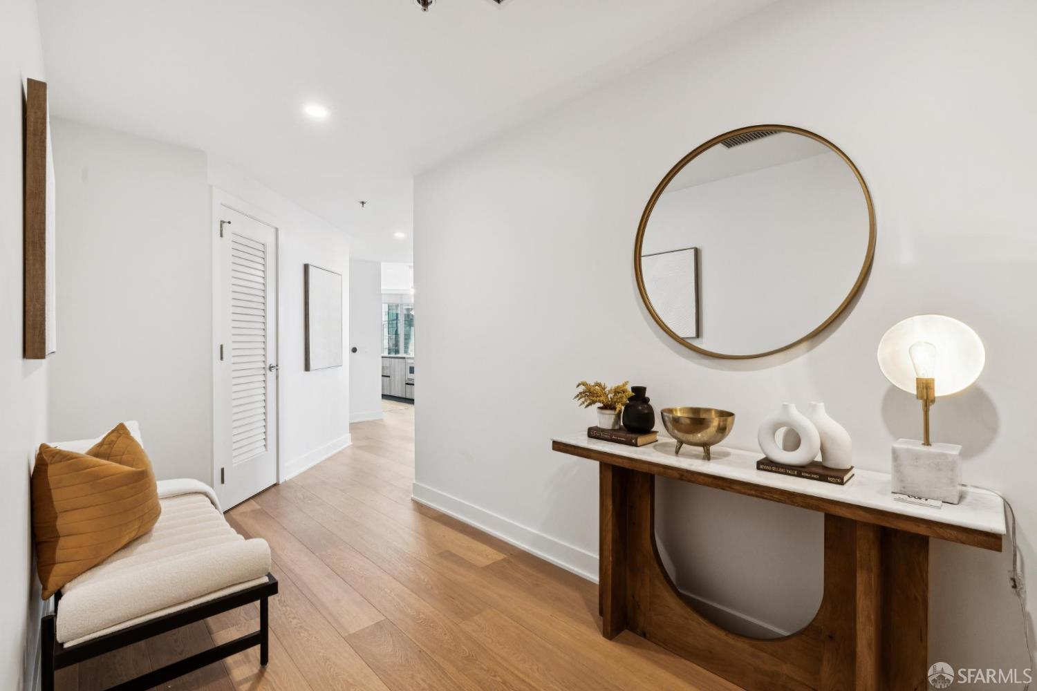 Detail Gallery Image 2 of 52 For 201 Folsom St 20e,  San Francisco,  CA 94105 - 2 Beds | 2 Baths
