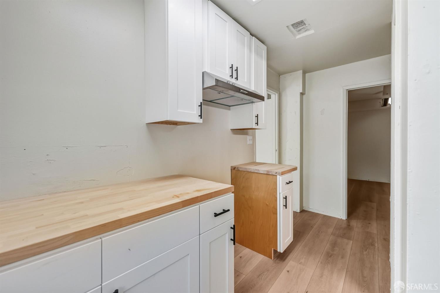 Detail Gallery Image 17 of 24 For 2921 Alemany Blvd, San Francisco,  CA 94112 - 2 Beds | 1 Baths