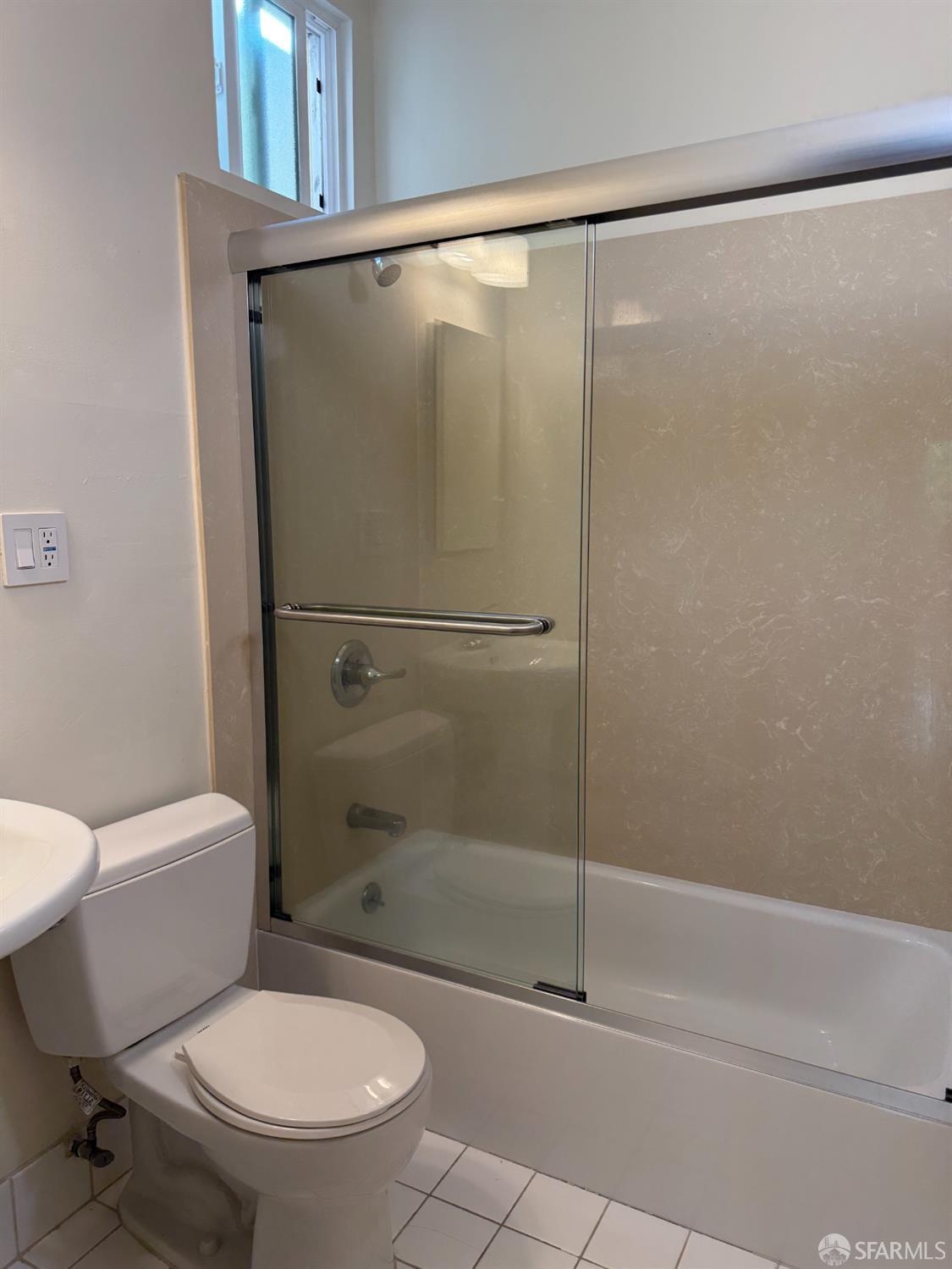 Detail Gallery Image 10 of 10 For 3315 Steiner St #1,  San Francisco,  CA 94123 - 0 Beds | 1 Baths