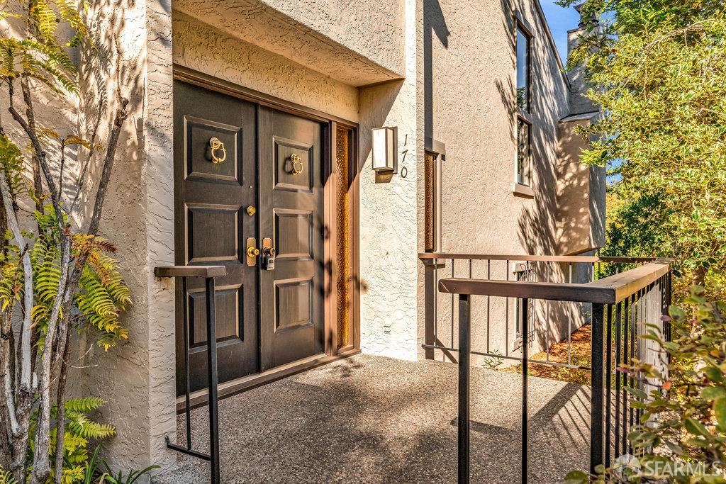 Detail Gallery Image 54 of 57 For 170 Sand Hill Cir, Menlo Park,  CA 94025 - 3 Beds | 2 Baths