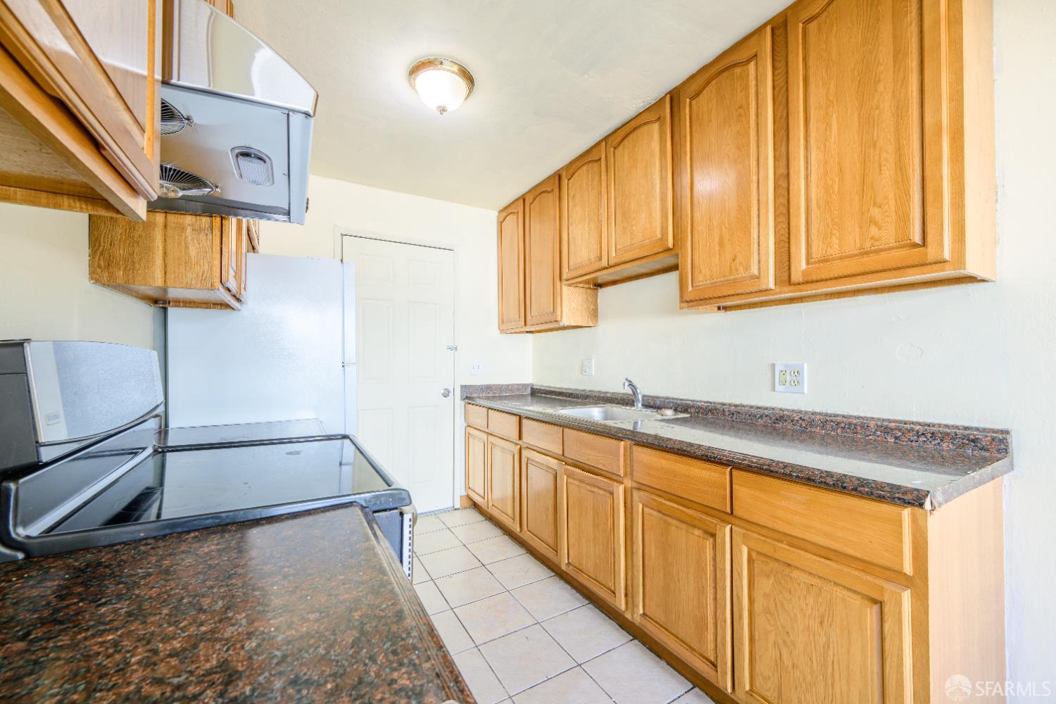 Detail Gallery Image 11 of 35 For 54 Garibaldi St, Daly City,  CA 94014 - 4 Beds | 2 Baths