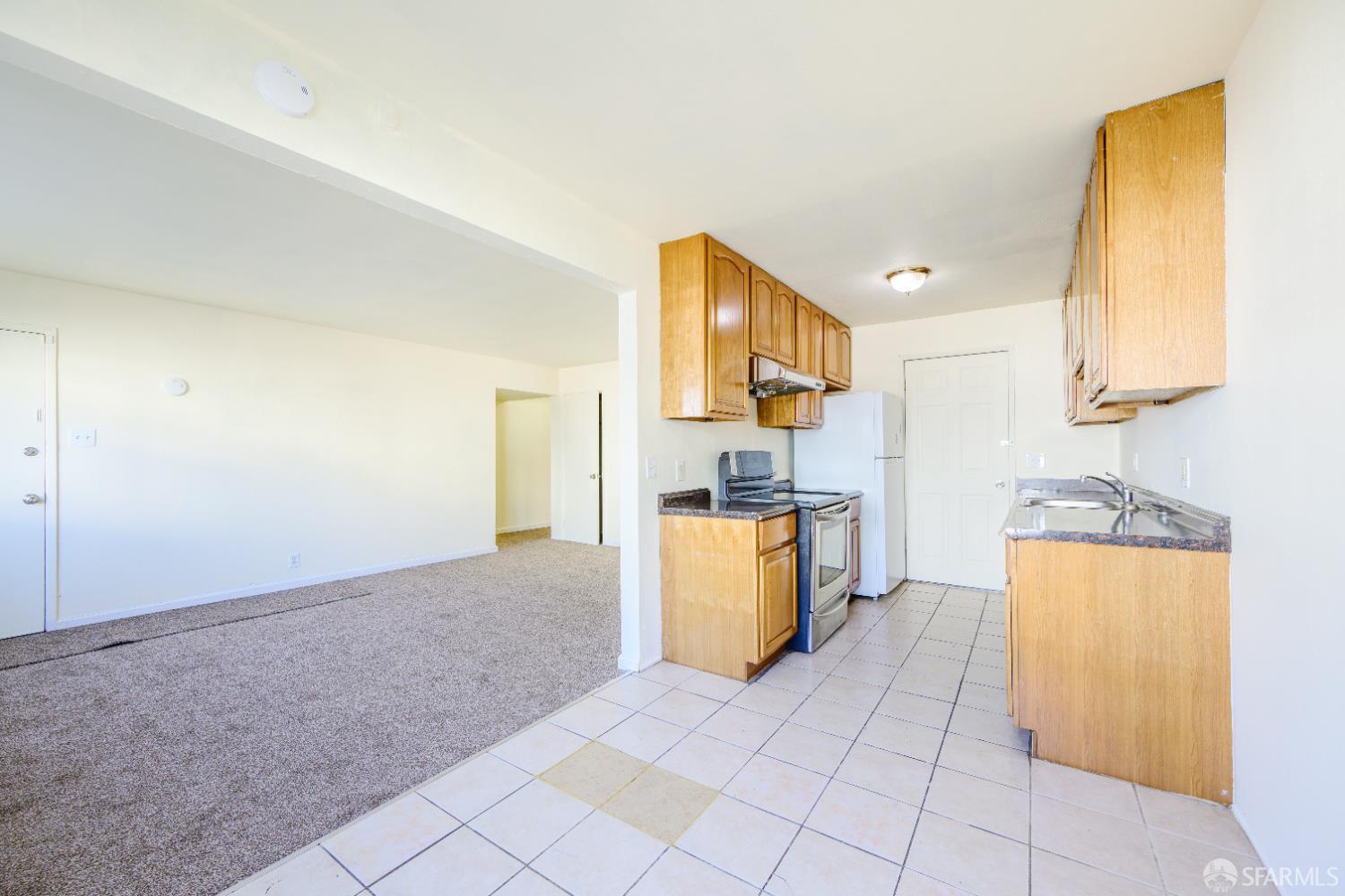 Detail Gallery Image 7 of 35 For 54 Garibaldi St, Daly City,  CA 94014 - 4 Beds | 2 Baths