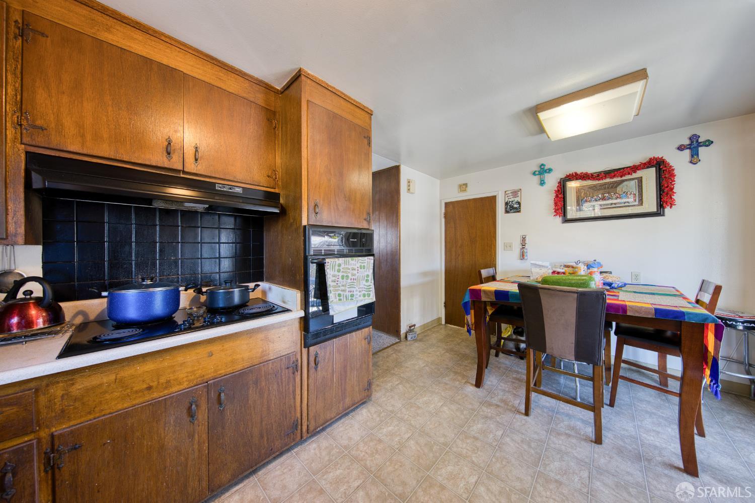 Detail Gallery Image 37 of 41 For 24039 Park St, Hayward,  CA 94541 - – Beds | – Baths