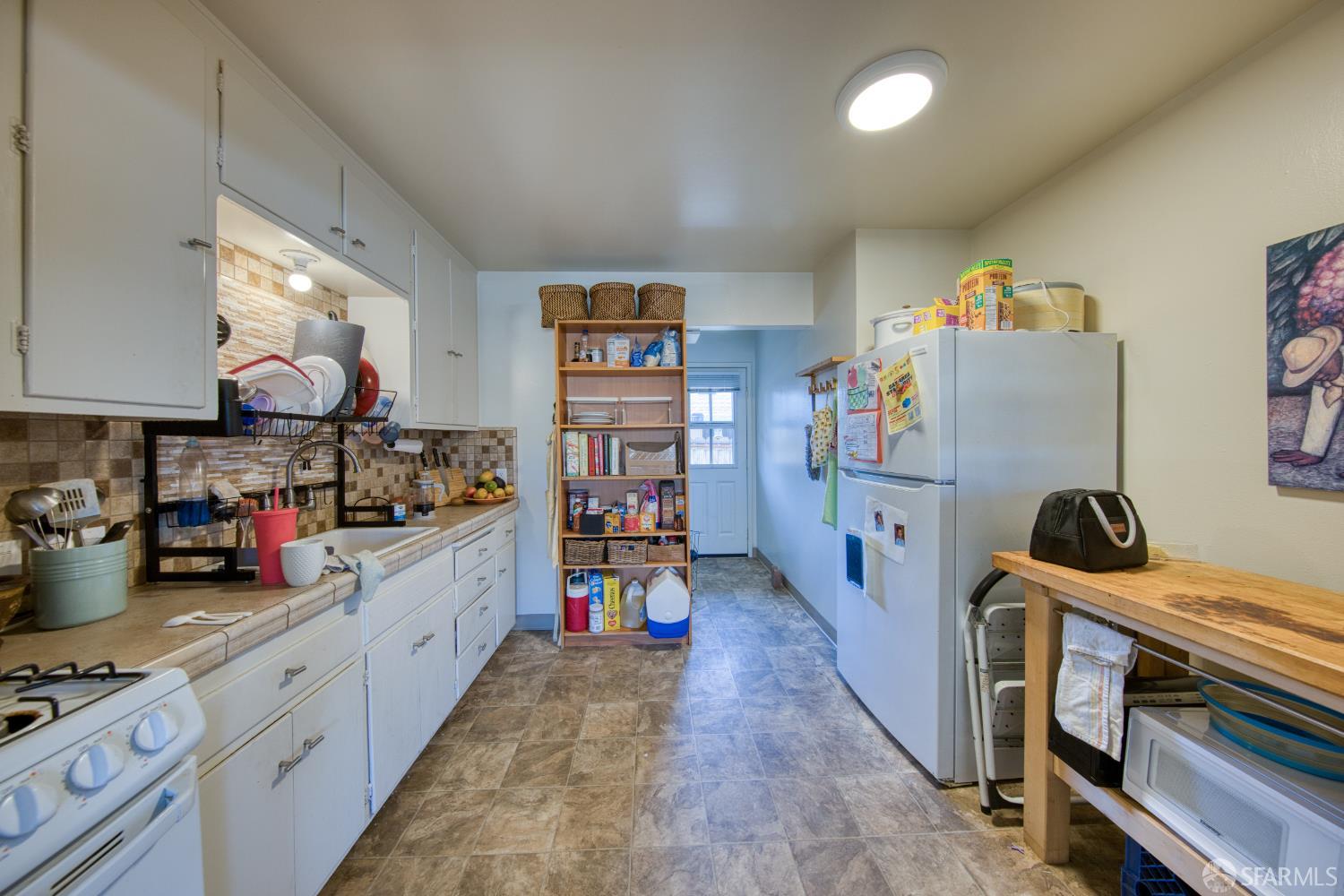 Detail Gallery Image 30 of 41 For 24039 Park St, Hayward,  CA 94541 - – Beds | – Baths