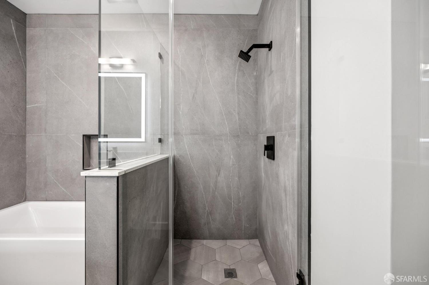 Detail Gallery Image 14 of 43 For 1117 Guerrero St, San Francisco,  CA 94110 - – Beds | – Baths