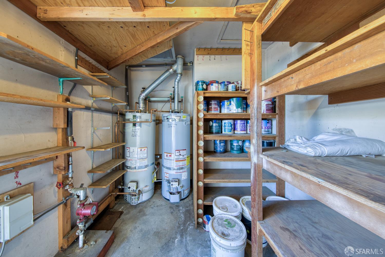 Detail Gallery Image 13 of 41 For 24039 Park St, Hayward,  CA 94541 - – Beds | – Baths