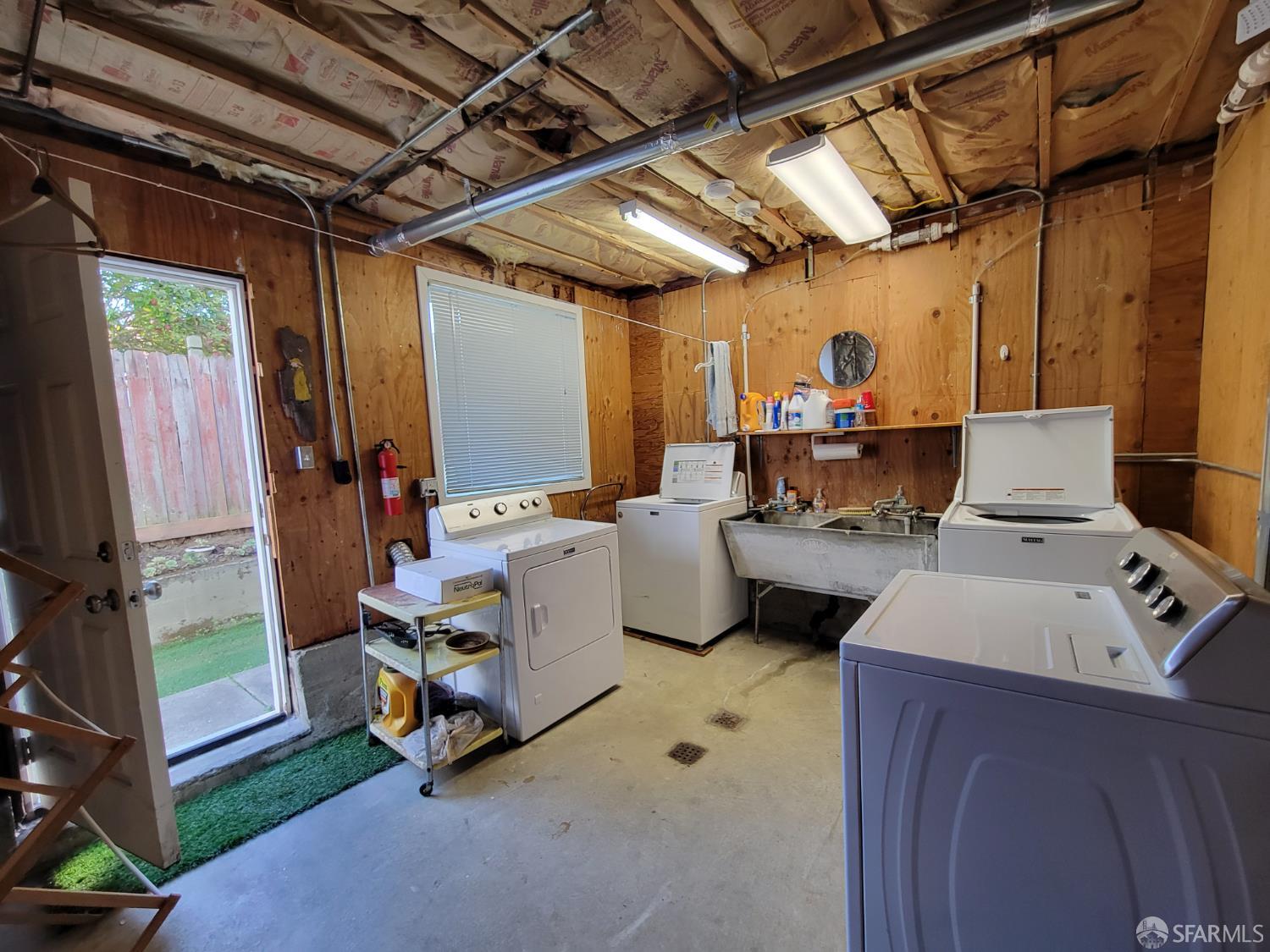 Detail Gallery Image 28 of 30 For 2019 Lawton St, San Francisco,  CA 94122 - 2 Beds | 2 Baths