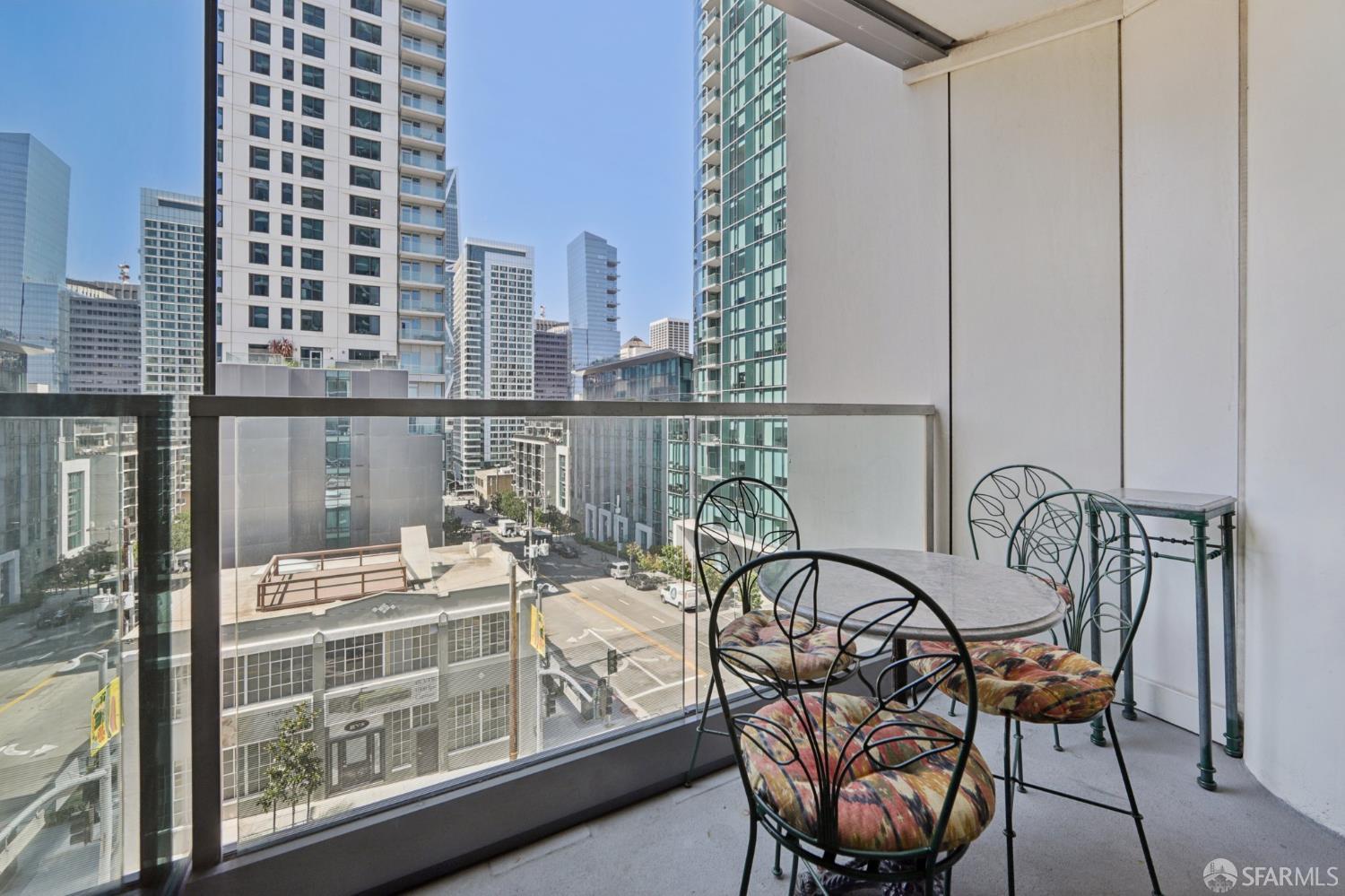 Detail Gallery Image 19 of 51 For 401 Harrison St 6c,  San Francisco,  CA 94105 - 2 Beds | 2 Baths