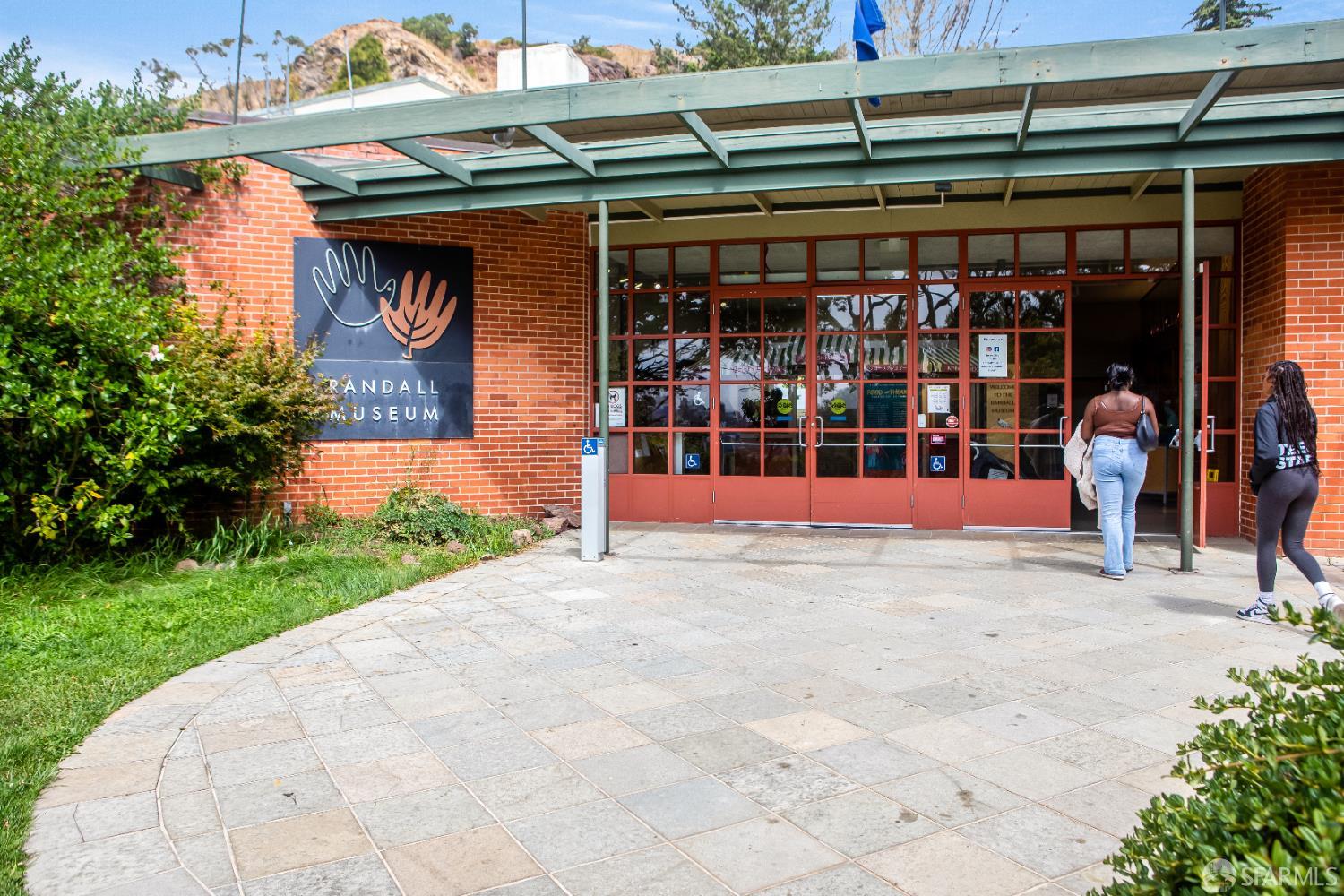 Detail Gallery Image 76 of 77 For 4106 20th St, San Francisco,  CA 94114 - 4 Beds | 3 Baths