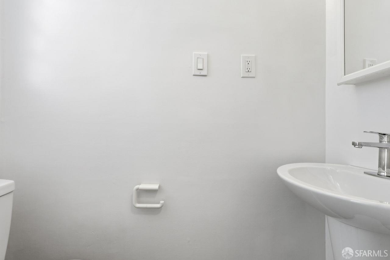 Detail Gallery Image 23 of 40 For 720 Birch Ave, San Mateo,  CA 94402 - 3 Beds | 2/1 Baths