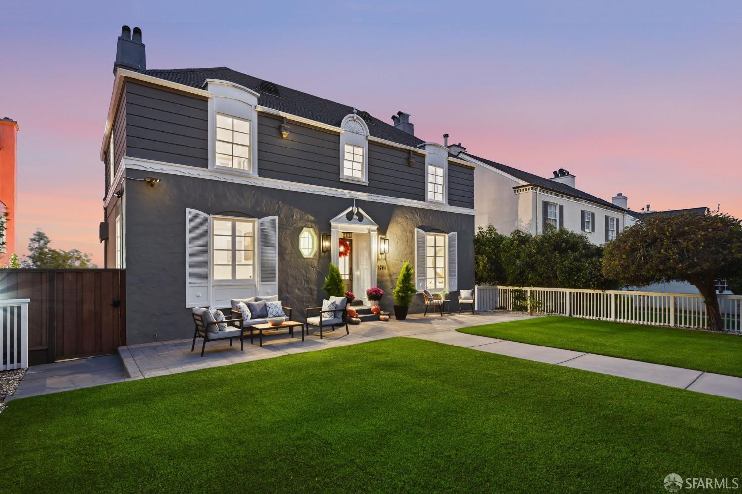 Detail Gallery Image 74 of 97 For 1983 15th Ave, San Francisco,  CA 94116 - 5 Beds | 4/1 Baths