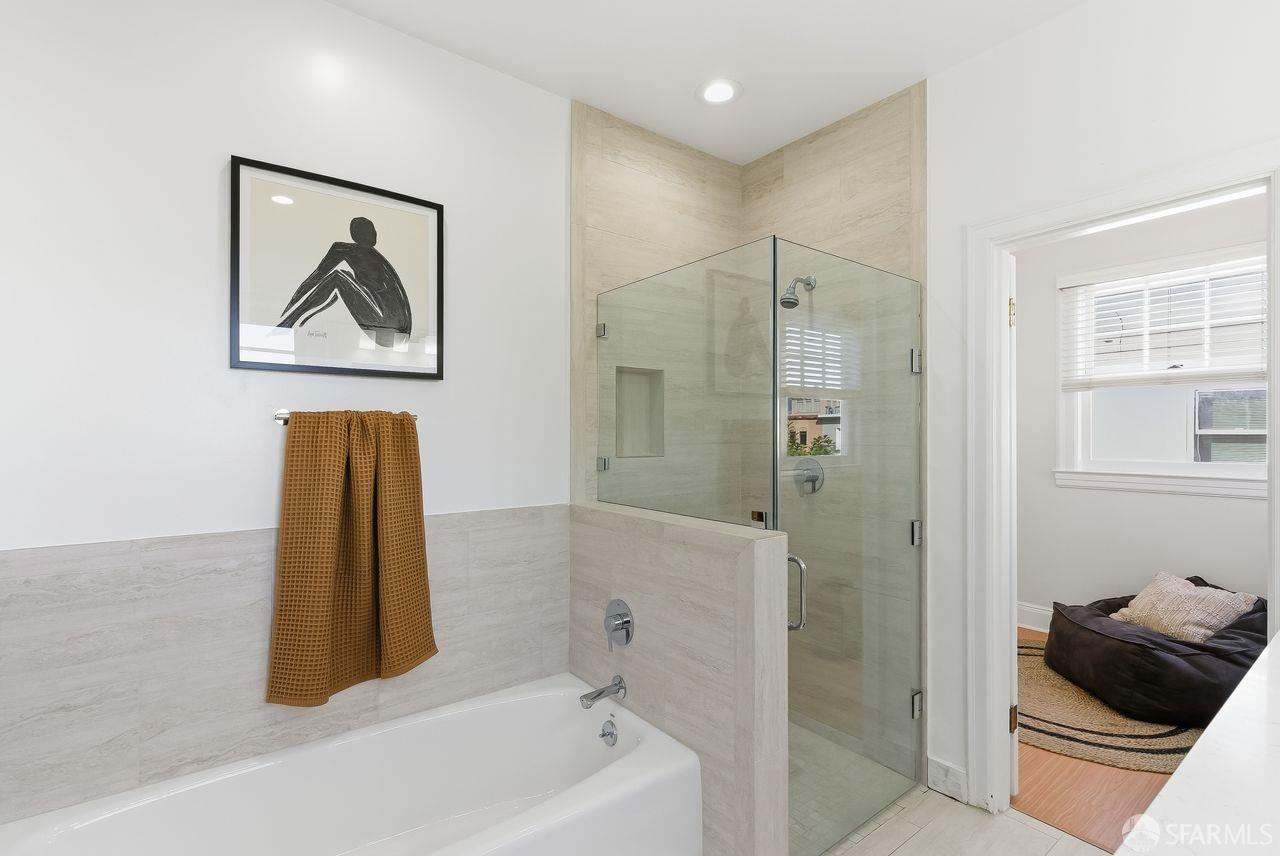 Detail Gallery Image 33 of 67 For 3340 Baker St, San Francisco,  CA 94123 - 5 Beds | 4/1 Baths