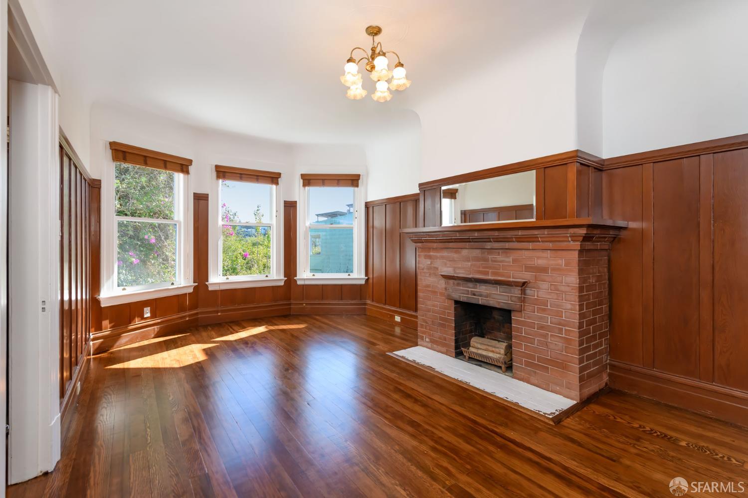 Detail Gallery Image 12 of 36 For 317 Douglass St, San Francisco,  CA 94114 - 3 Beds | 1 Baths