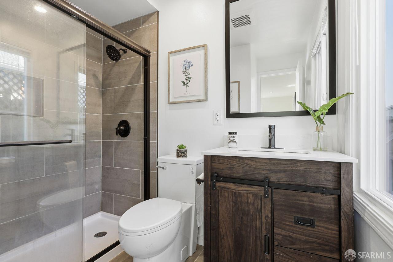 Detail Gallery Image 17 of 40 For 720 Birch Ave, San Mateo,  CA 94402 - 3 Beds | 2/1 Baths