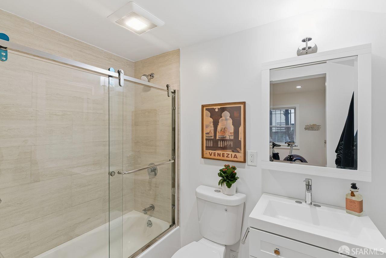Detail Gallery Image 51 of 67 For 3340 Baker St, San Francisco,  CA 94123 - 5 Beds | 4/1 Baths