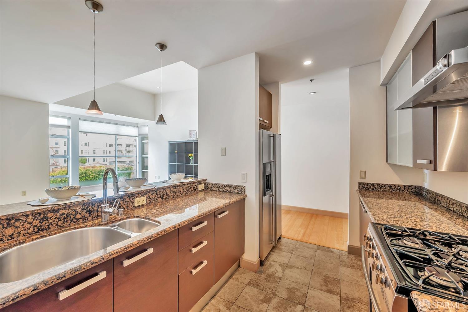 Detail Gallery Image 17 of 41 For 368 Elm St #407,  San Francisco,  CA 94102 - 2 Beds | 2 Baths