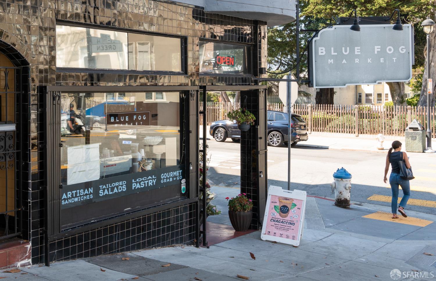 Detail Gallery Image 24 of 26 For 2315 Van Ness Ave #2,  San Francisco,  CA 94109 - 2 Beds | 1/1 Baths