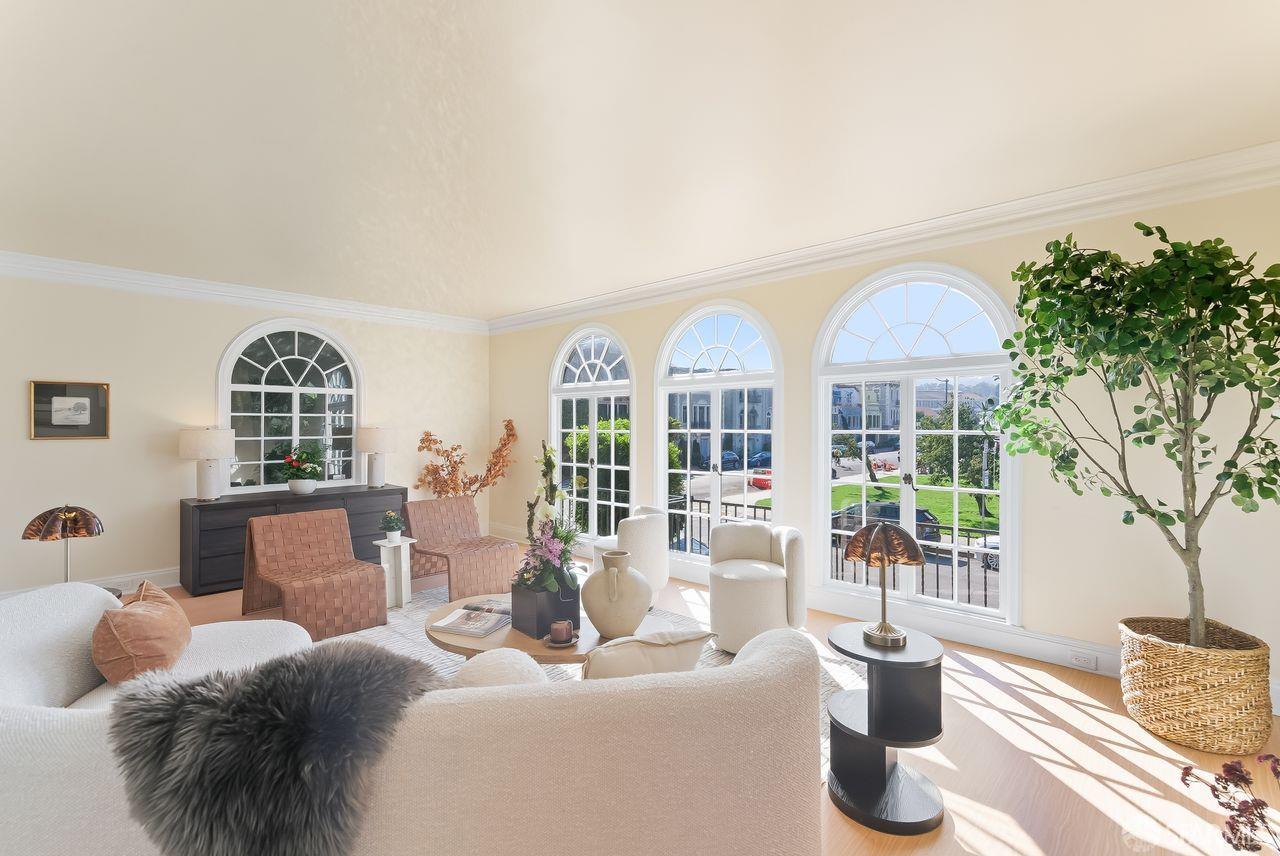 Detail Gallery Image 8 of 67 For 3340 Baker St, San Francisco,  CA 94123 - 5 Beds | 4/1 Baths