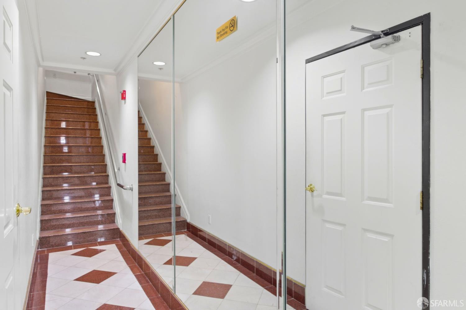 Detail Gallery Image 3 of 11 For 1233 20th Ave, San Francisco,  CA 94122 - 4 Beds | 4 Baths