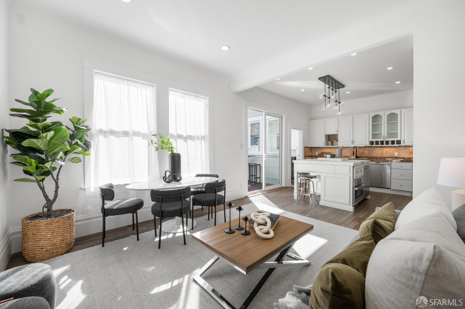 Detail Gallery Image 7 of 45 For 115 Magnolia St, San Francisco,  CA 94123 - 3 Beds | 2 Baths