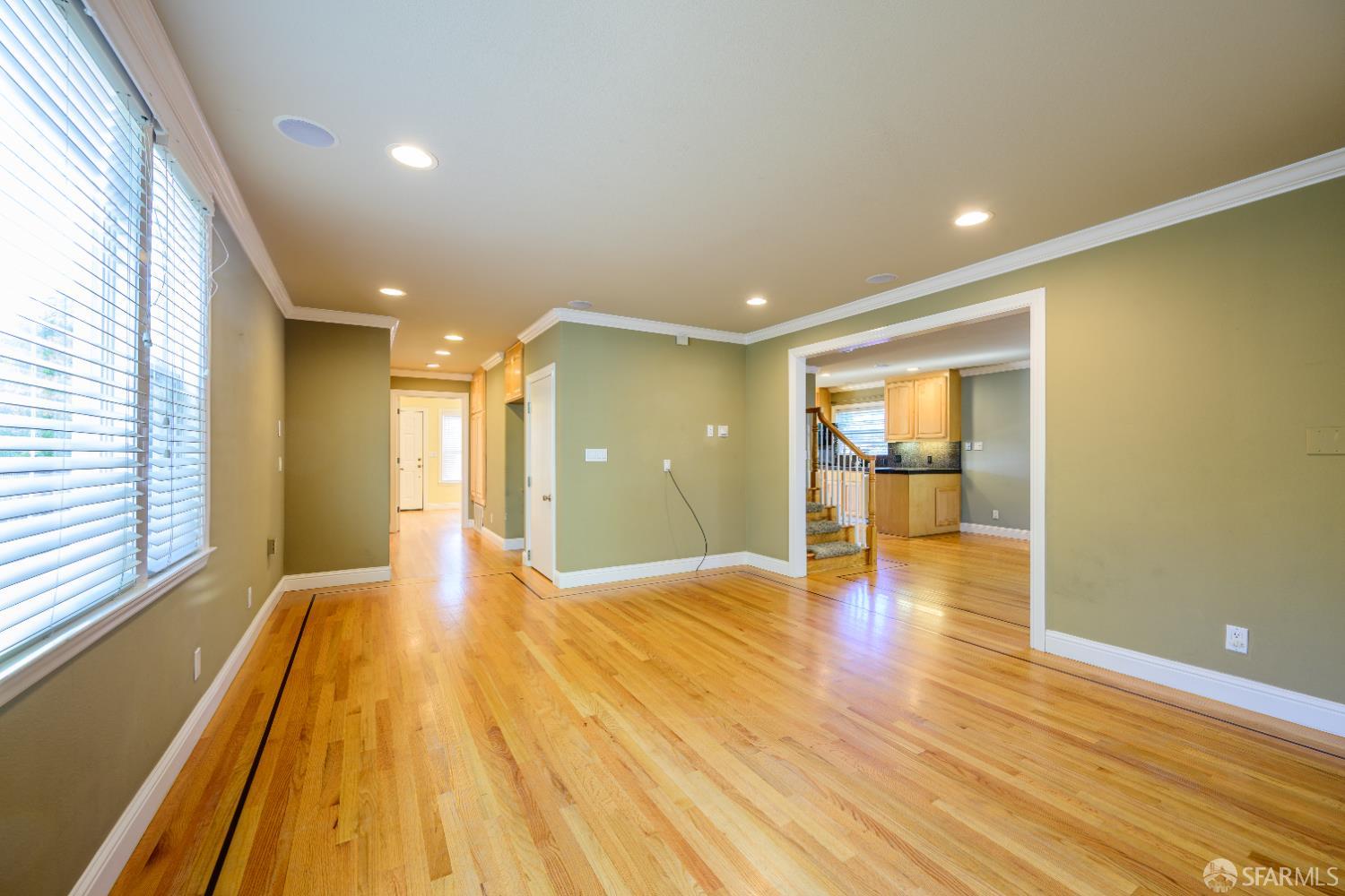 Detail Gallery Image 6 of 80 For 647 N 2nd St, San Jose,  CA 95112 - 4 Beds | 4 Baths