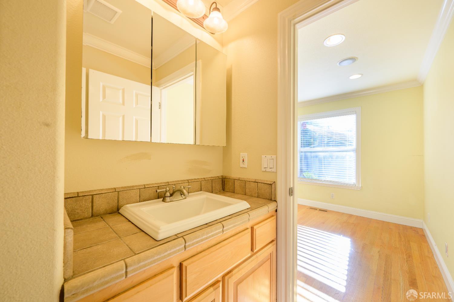 Detail Gallery Image 29 of 80 For 647 N 2nd St, San Jose,  CA 95112 - 4 Beds | 4 Baths