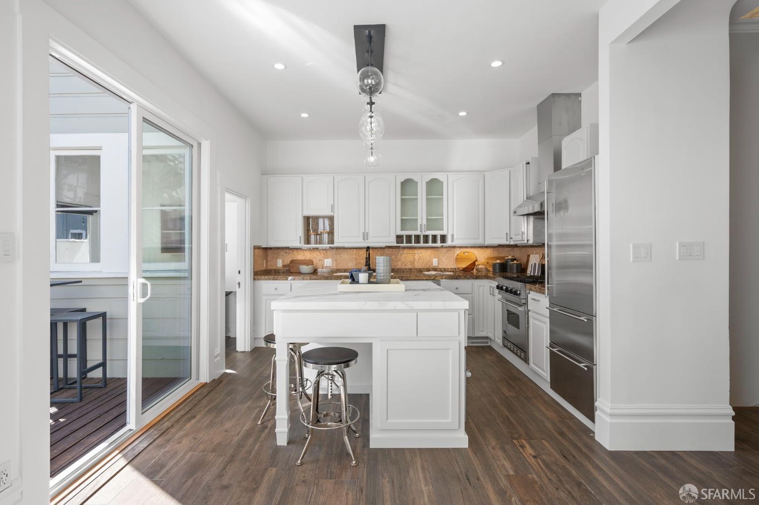 Detail Gallery Image 10 of 45 For 115 Magnolia St, San Francisco,  CA 94123 - 3 Beds | 2 Baths