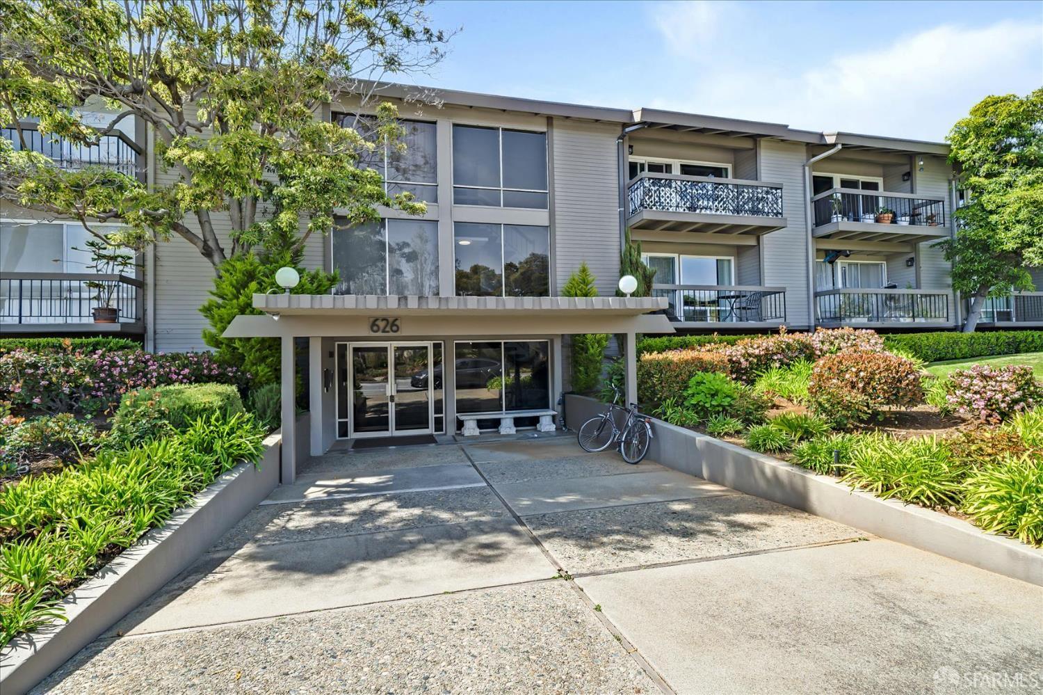 Detail Gallery Image 2 of 29 For 626 Mariners Island Blvd #205,  San Mateo,  CA 94404 - 1 Beds | 1 Baths
