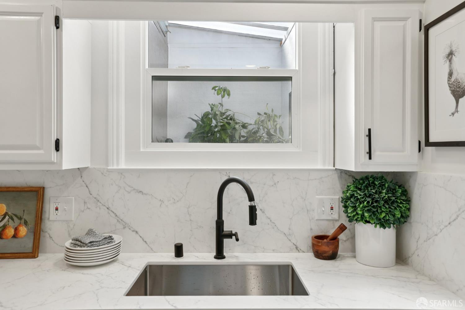 Detail Gallery Image 10 of 30 For 45 Scotia Ave, San Francisco,  CA 94124 - 3 Beds | 2 Baths