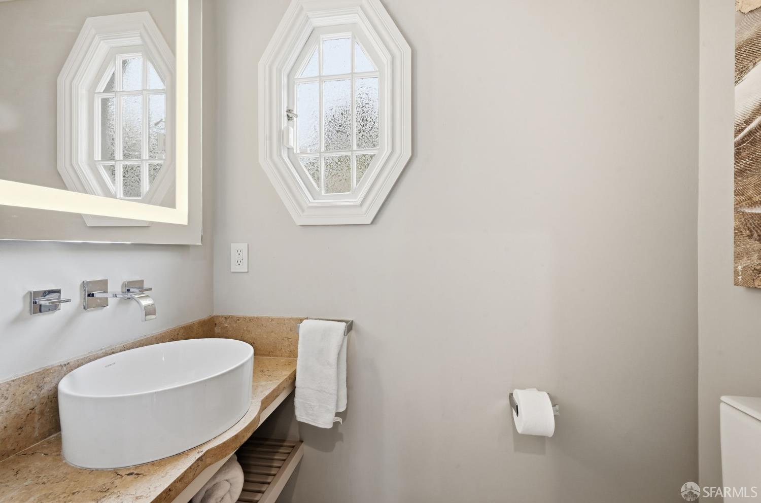 Detail Gallery Image 60 of 97 For 1983 15th Ave, San Francisco,  CA 94116 - 5 Beds | 4/1 Baths