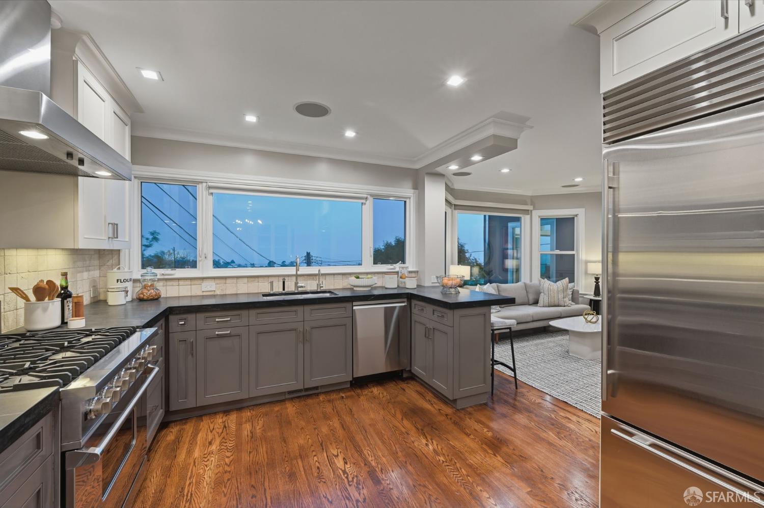 Detail Gallery Image 79 of 97 For 1983 15th Ave, San Francisco,  CA 94116 - 5 Beds | 4/1 Baths