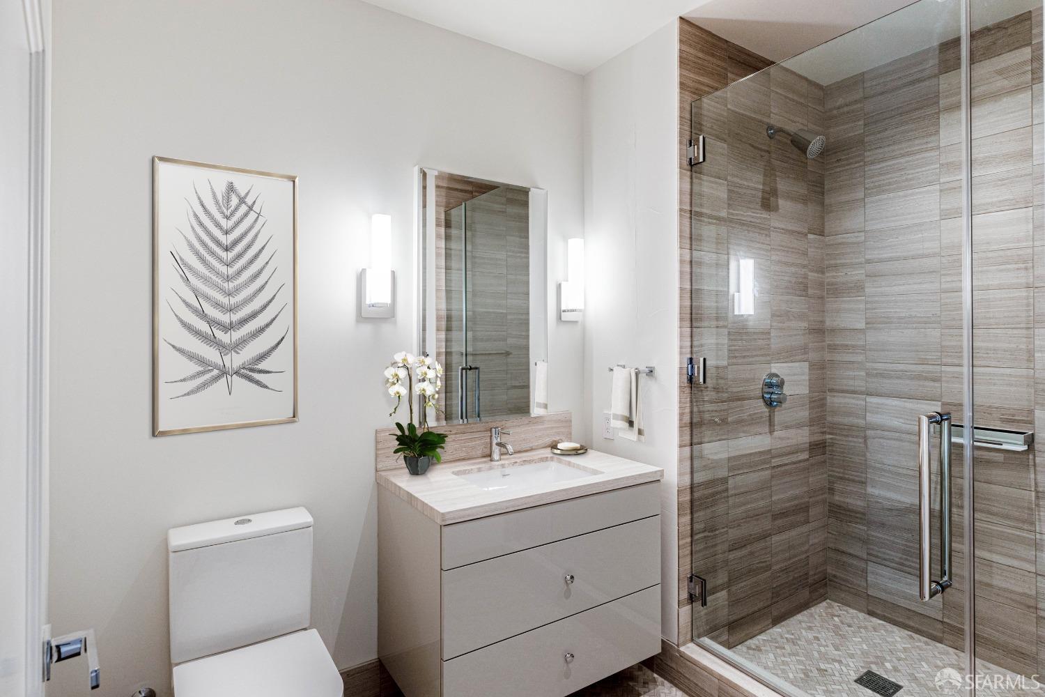 Photo #8: 425083106 Listing: Photo #8
