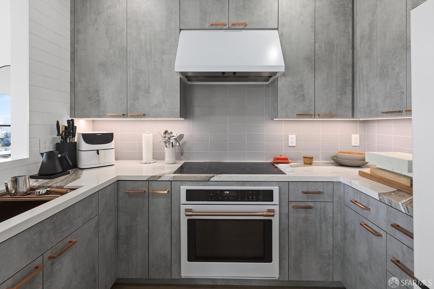 Detail Gallery Image 15 of 59 For 1812 20th St, San Francisco,  CA 94107 - 3 Beds | 2 Baths