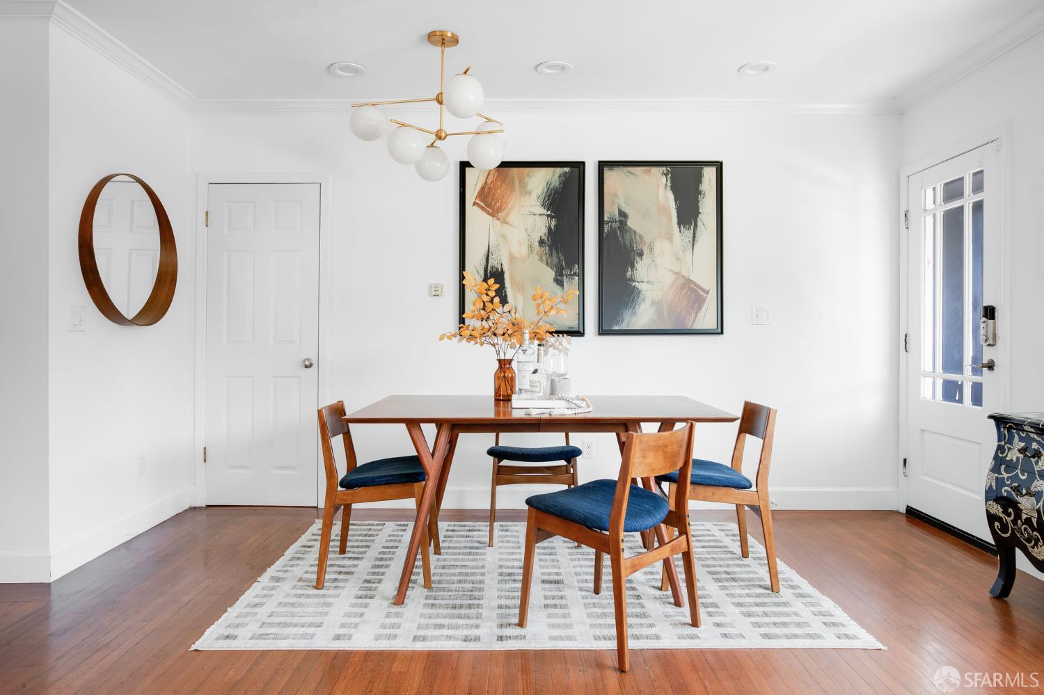 Detail Gallery Image 10 of 23 For 8 Fountain St, San Francisco,  CA 94114 - 2 Beds | 1 Baths