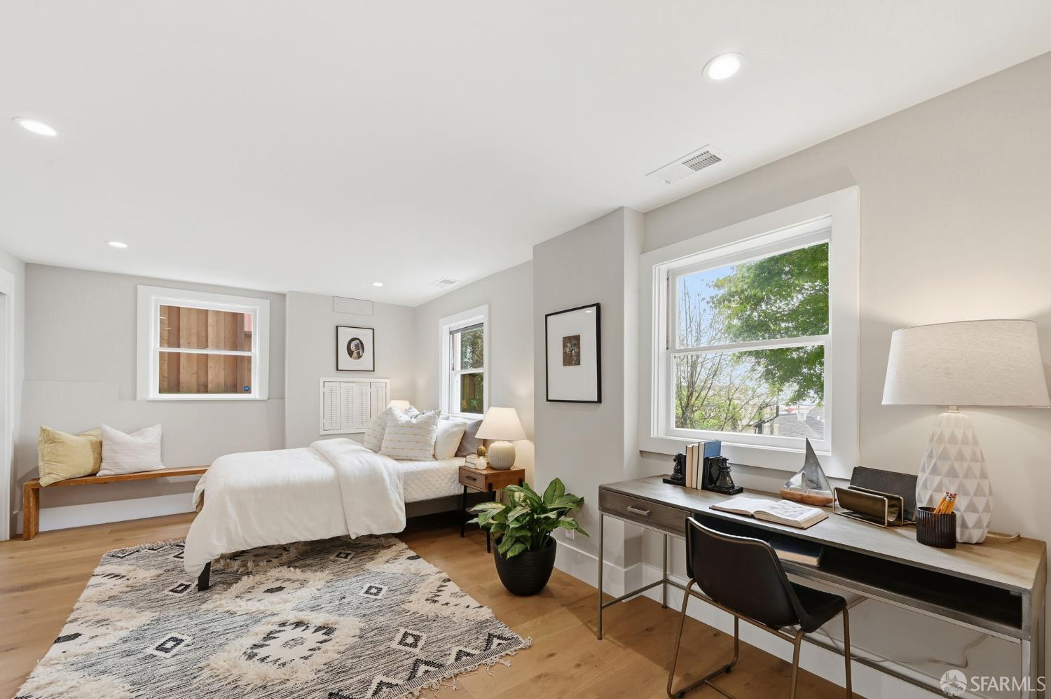 Detail Gallery Image 38 of 97 For 1983 15th Ave, San Francisco,  CA 94116 - 5 Beds | 4/1 Baths