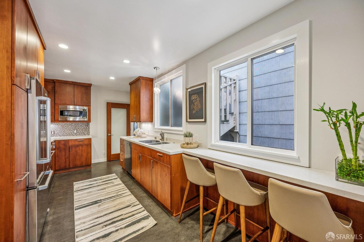 Detail Gallery Image 13 of 36 For 668 33rd Ave, San Francisco,  CA 94121 - 2 Beds | 2 Baths