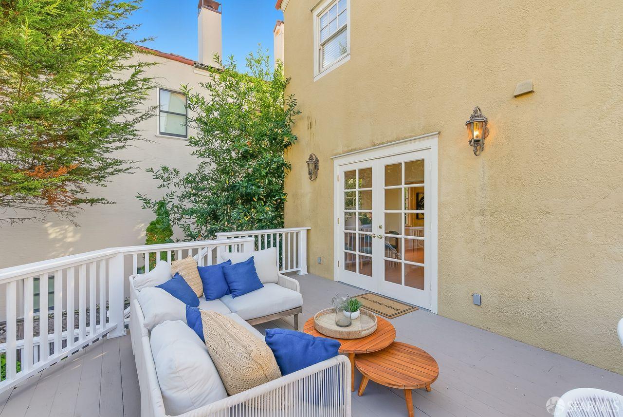 Detail Gallery Image 23 of 67 For 3340 Baker St, San Francisco,  CA 94123 - 5 Beds | 4/1 Baths