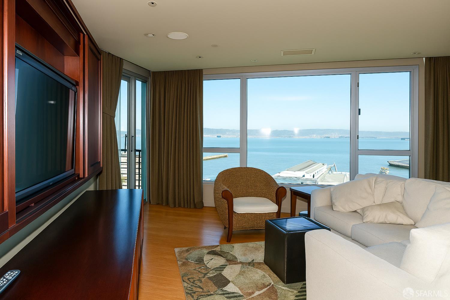 219 Brannan Street # 14H, San Francisco Unit: 14H