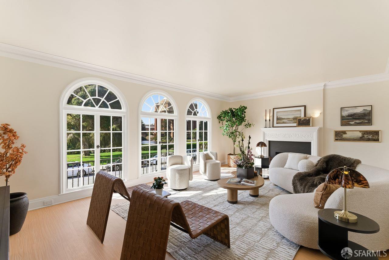 Detail Gallery Image 7 of 67 For 3340 Baker St, San Francisco,  CA 94123 - 5 Beds | 4/1 Baths