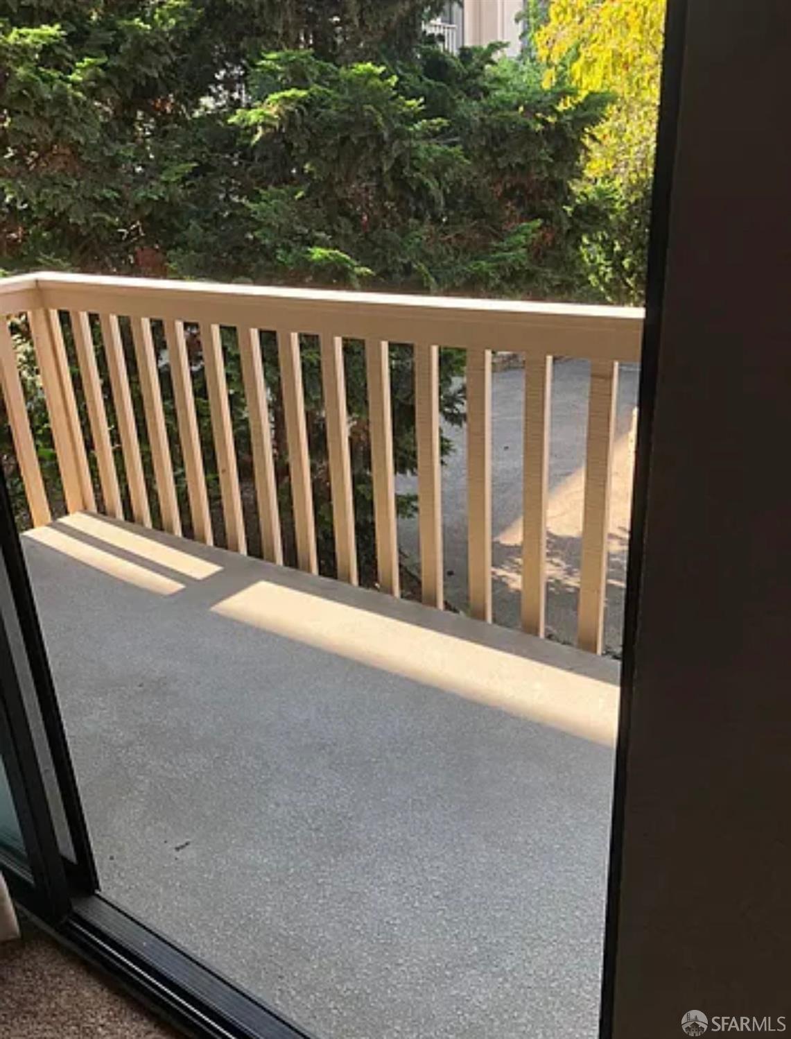 Detail Gallery Image 8 of 8 For 1400 Carpentier St #205,  San Leandro,  CA 94577 - 1 Beds | 1 Baths