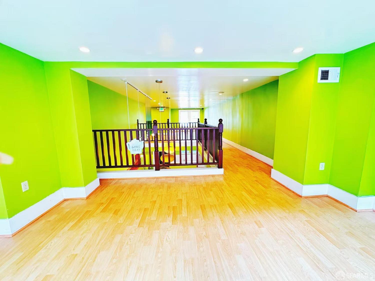 Detail Gallery Image 11 of 25 For 550 Grant Ave, San Francisco,  CA 94108 - – Beds | – Baths