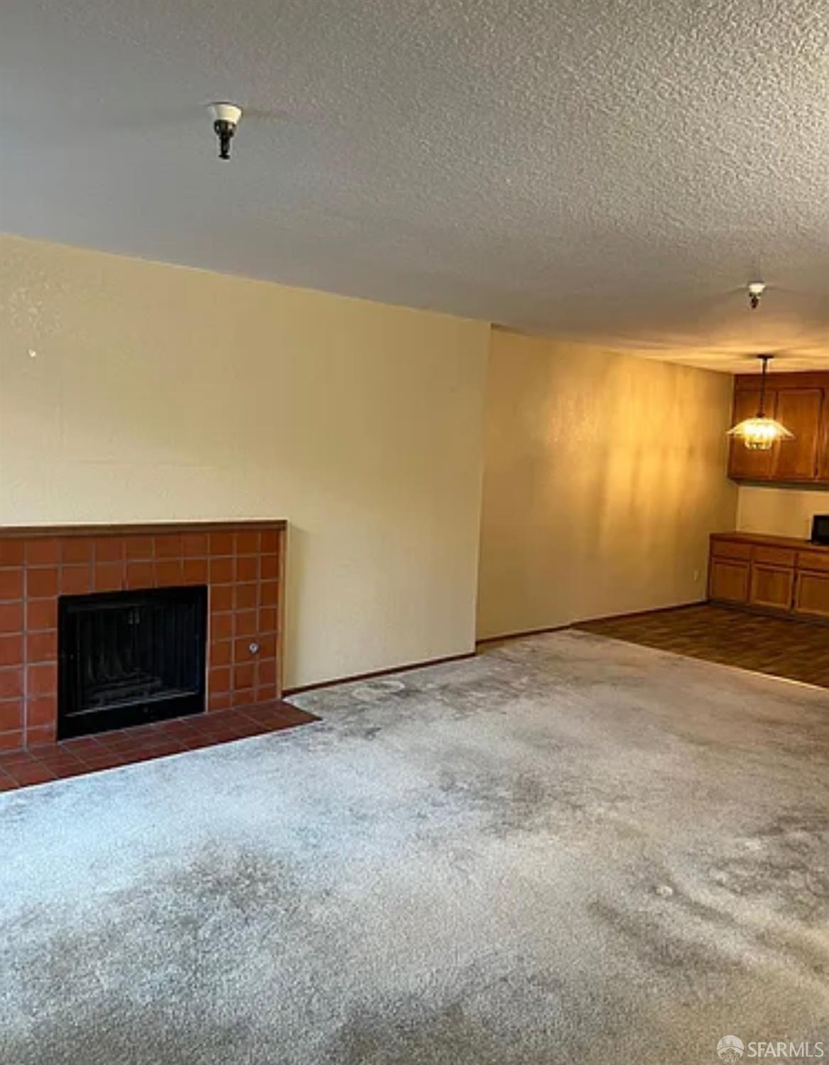 Detail Gallery Image 5 of 8 For 1400 Carpentier St #205,  San Leandro,  CA 94577 - 1 Beds | 1 Baths